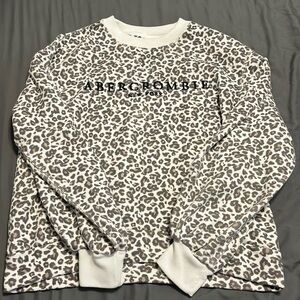 Abercrombie crewneck